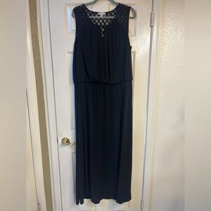 Elegant Black Sleeveless Dress